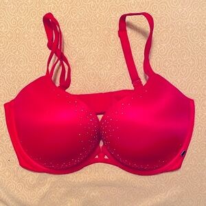 Victoria’s Secret 36DD Very Sexy Push-Up Bra Red With Swarovski Crystals